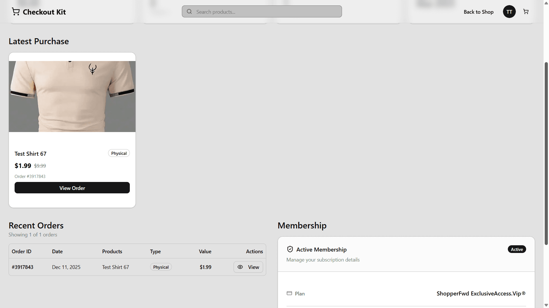 Customer dashboard showing latest purchase, recent orders, and membership status.